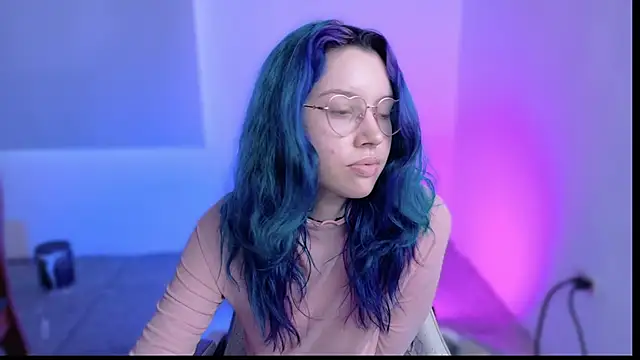 WandaDoll online show from April 2026 07:58:01 PM