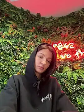 BabeRainbow online show from January 2025 12:26:01 PM