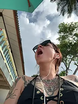 BabeRainbow online show from January 2025 02:37:02 AM