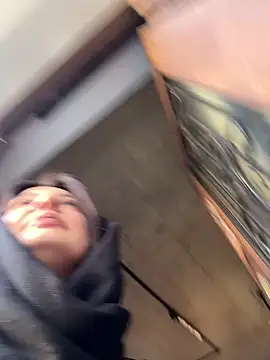 BabeRainbow online show from February 2025 10:18:02 AM