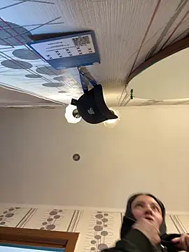 BabeRainbow online show from October 2025 09:10:02 AM