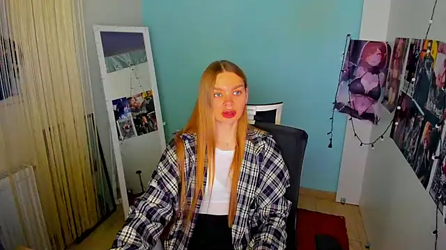 Molly sweetie online show from March 2025 07:08:02 AM