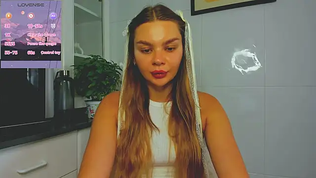 Molly sweetie online show from June 2026 06:44:01 AM