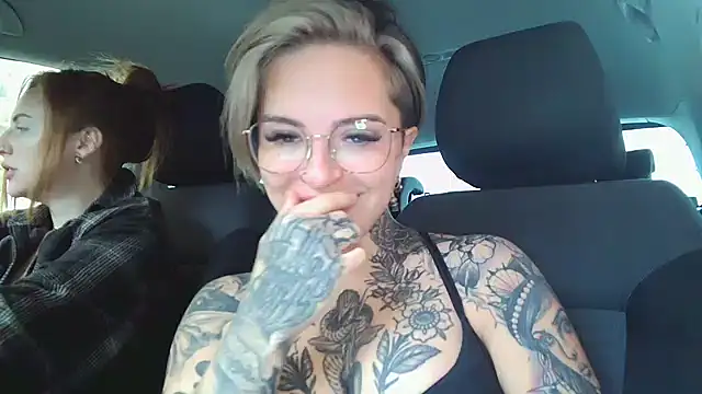 Snapshot of Rubyrichhxo chatting on December 2024 12:59:02 PM Rubyrichhxo online show from December 2024 12:59:02 PM