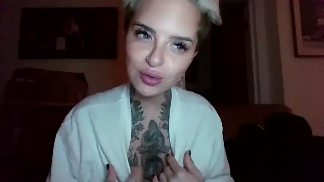 Snapshot of Rubyrichhxo chatting on October 2025 09:56:01 PM Rubyrichhxo online show from October 2025 09:56:01 PM