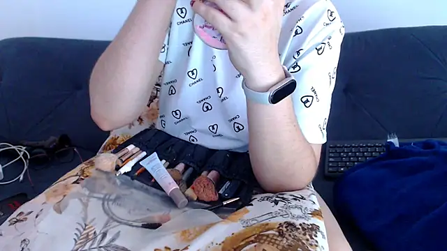 sofi-rojas1 online show from October 2025 12:44:02 AM