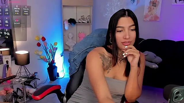 LouaneBourVip online show from January 2025 12:18:01 PM