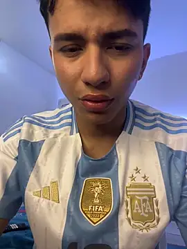 Leonarrrd 01 online show from February 2025 12:54:01 AM