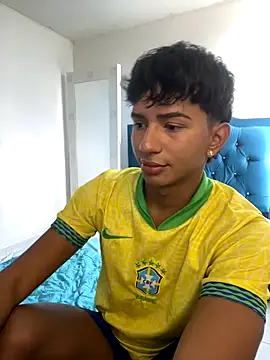 Leonarrrd 01 online show from October 2025 08:19:02 PM