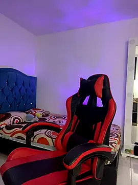 Leonarrrd 01 online show from November 2025 11:37:02 PM