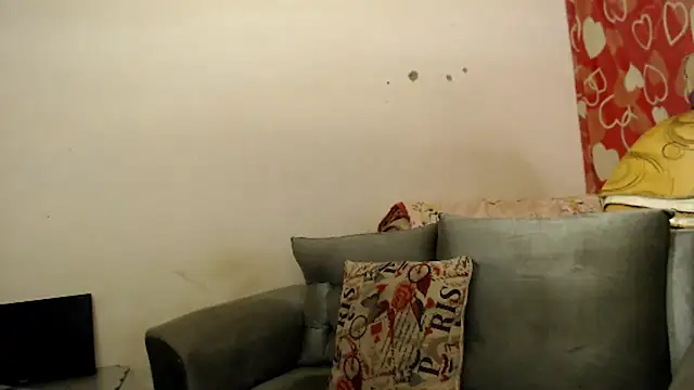 Amazing12inch online show from December 2024 05:07:01 AM