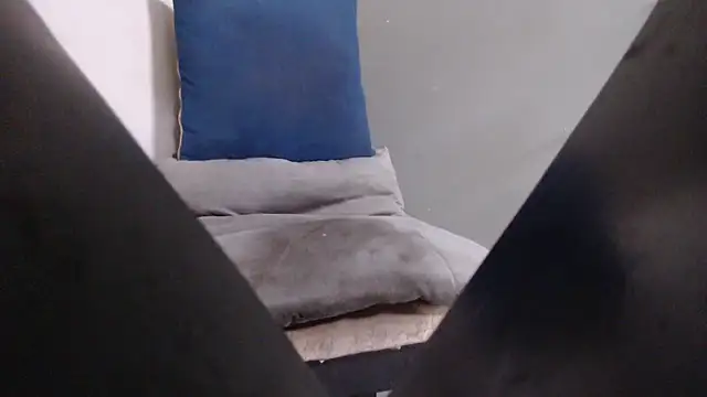 Amazing12inch online show from March 2026 06:04:01 PM