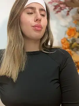 ValerieHilton online show from December 2024 12:52:01 AM