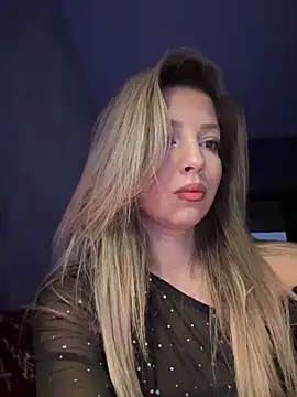 Snapshot of SonyaD_ chatting on December 2024 06:01:02 AM SonyaD online show from December 2024 06:01:02 AM