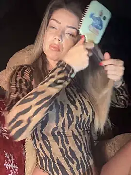 Snapshot of SonyaD_ chatting on January 2025 01:54:01 AM SonyaD online show from January 2025 01:54:01 AM