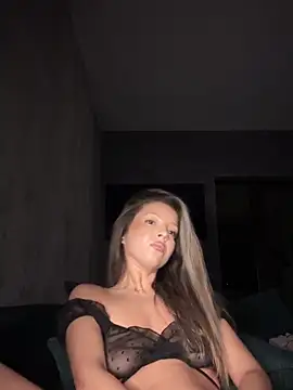 Snapshot of SonyaD_ chatting on October 2025 02:01:02 AM SonyaD online show from October 2025 02:01:02 AM