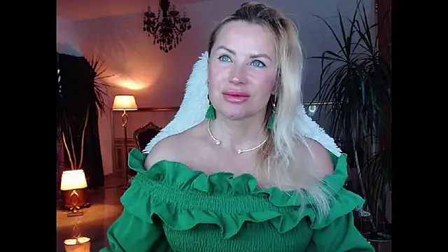 Snapshot of eyesangel22 chatting on December 2024 07:16:01 AM eyesangel22 online show from December 2024 07:16:01 AM