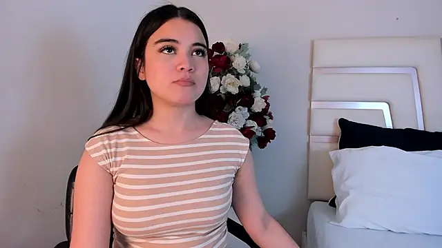 CamilaSofiia online show from January 2025 07:52:01 PM