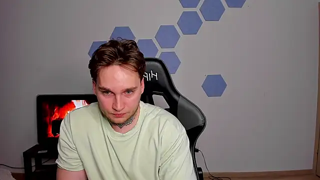 Chris Tyson online show from April 2026 10:40:01 PM