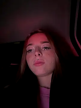 LoraaDoll online show from October 2025 03:34:02 PM