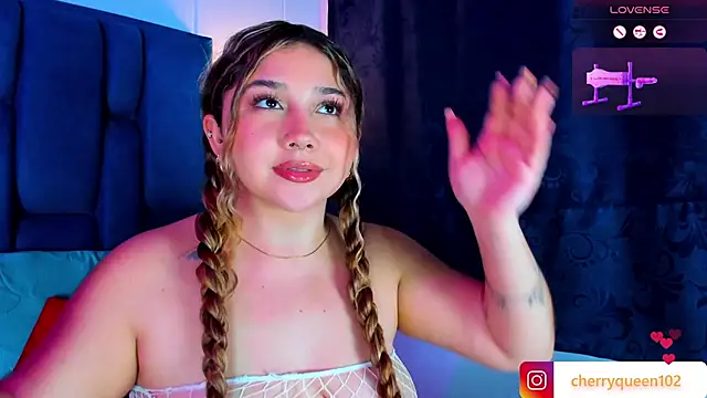 Snapshot of Cherryyquen chatting on January 2025 11:00:01 PM Cherryyquen online show from January 2025 11:00:01 PM