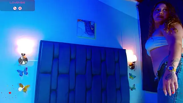 Snapshot of Cherryyquen chatting on February 2025 08:23:02 PM Cherryyquen online show from February 2025 08:23:02 PM