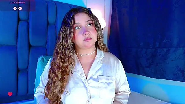 Snapshot of Cherryyquen chatting on February 2025 07:05:02 PM Cherryyquen online show from February 2025 07:05:02 PM