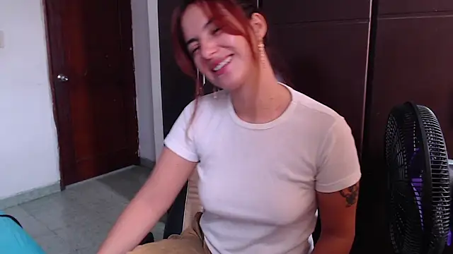 Snapshot of Kate_lorens9 chatting on January 2025 05:00:02 PM Kate lorens9 online show from January 2025 05:00:02 PM