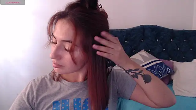 Snapshot of Kate_lorens9 chatting on January 2025 04:04:01 PM Kate lorens9 online show from January 2025 04:04:01 PM