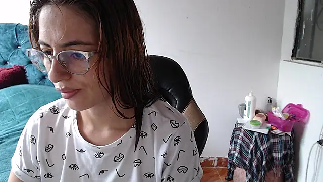 Kate lorens9 online show from April 2026 04:23:01 PM