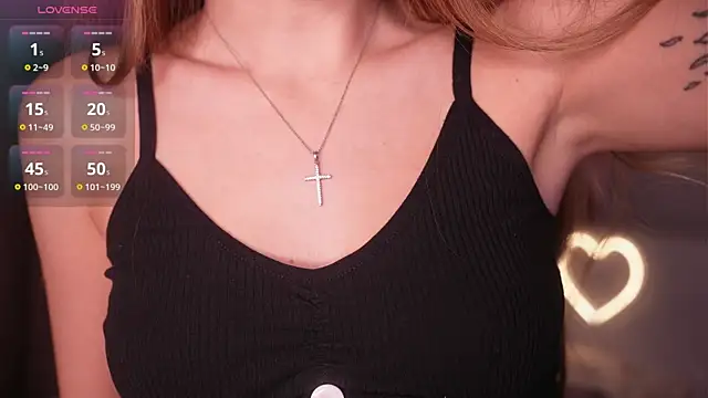 ErinLewist online show from June 2026 01:08:02 AM