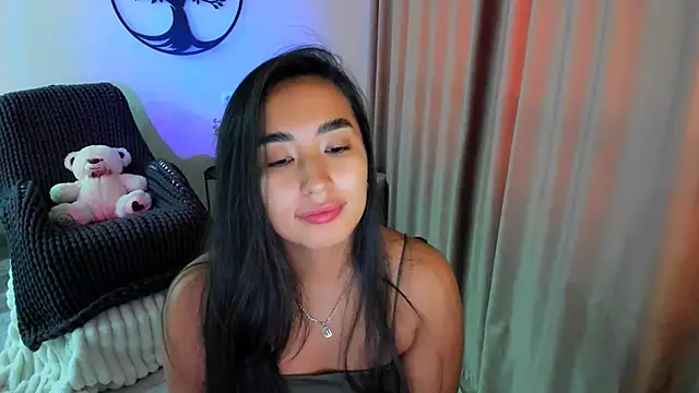 worldofkim online show from October 2025 08:06:01 AM