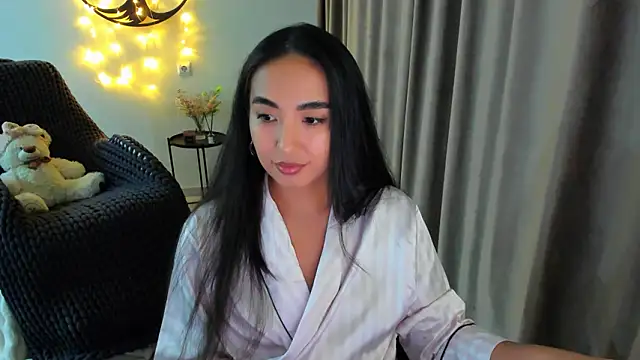 worldofkim online show from January 2026 07:11:01 PM