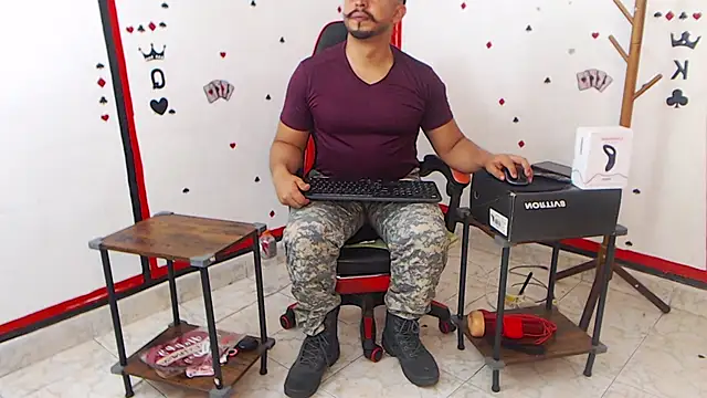 Snapshot of KalethBigDick chatting on February 2025 10:30:02 PM KalethBigDick online show from February 2025 10:30:02 PM