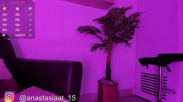 Snapshot of Miia_Thompsonn chatting on February 2025 03:12:02 AM Miia Thompsonn online show from February 2025 03:12:02 AM