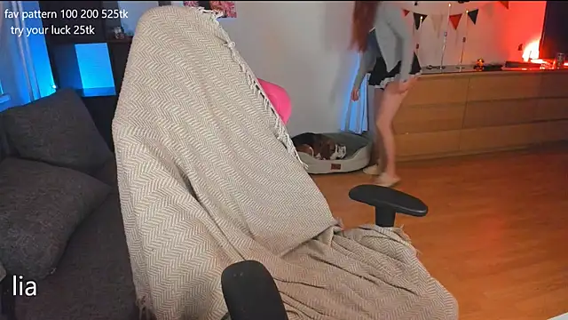 lil lia online show from January 2025 11:45:02 PM