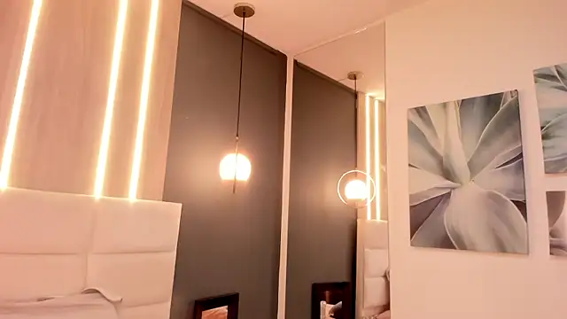 Snapshot of Miah_gomez_ chatting on January 2025 03:20:01 PM Miah gomez online show from January 2025 03:20:01 PM