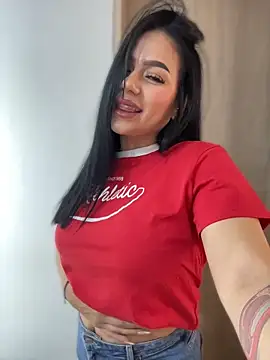 Miah gomez  online show from April 2026 06:37:01 PM