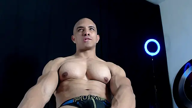 Antonywebb94 online show from March 2025 07:06:02 PM