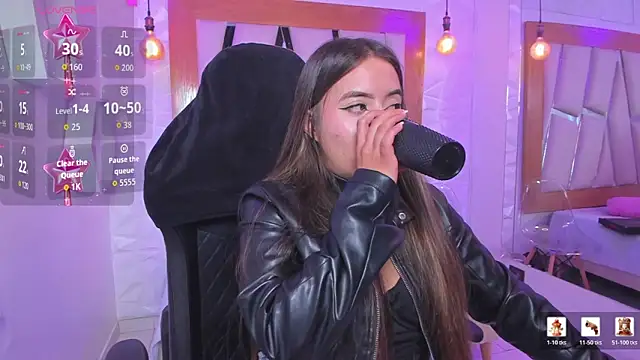 ary cooper  online show from January 2026 01:04:01 PM