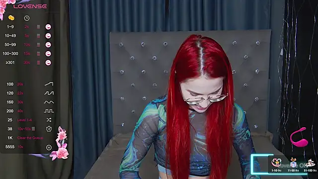 EmilyKents online show from October 2025 01:47:02 AM