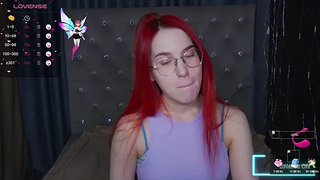 EmilyKents online show from October 2025 01:39:01 AM