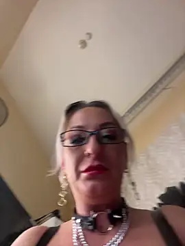 Snapshot of Luiza_Hammer chatting on May 2026 12:55:02 PM Luiza Hammer online show from May 2026 12:55:02 PM