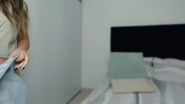 alliee mod online show from February 2025 04:15:02 AM