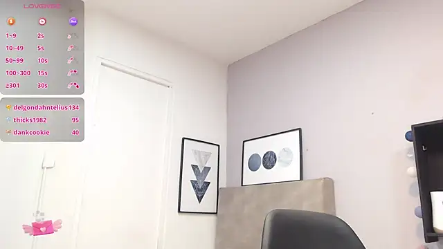 MileyHudson online show from March 2025 04:14:01 PM