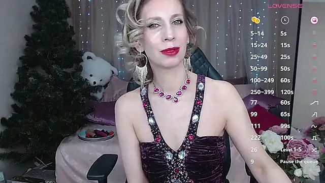 AdrianaSea online show from December 2024 05:28:02 AM