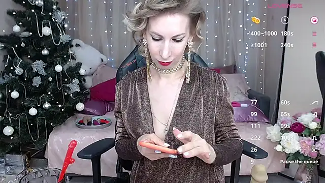 AdrianaSea online show from December 2024 02:44:01 PM