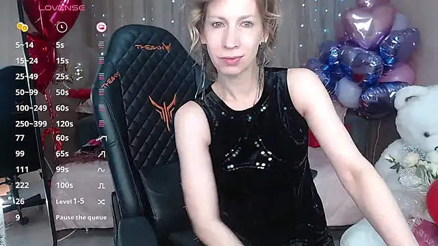AdrianaSea online show from March 2025 04:19:01 AM
