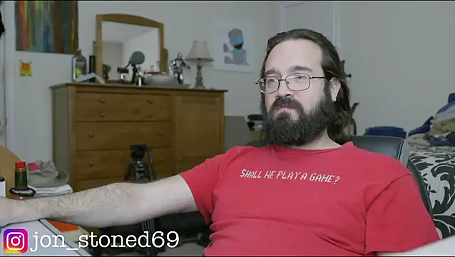 Snapshot of Seraph_De_La_Luna chatting on June 2026 11:59:01 PM Seraph De La Luna online show from June 2026 11:59:01 PM