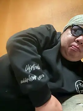 punk0805 online show from February 2026 07:24:01 AM